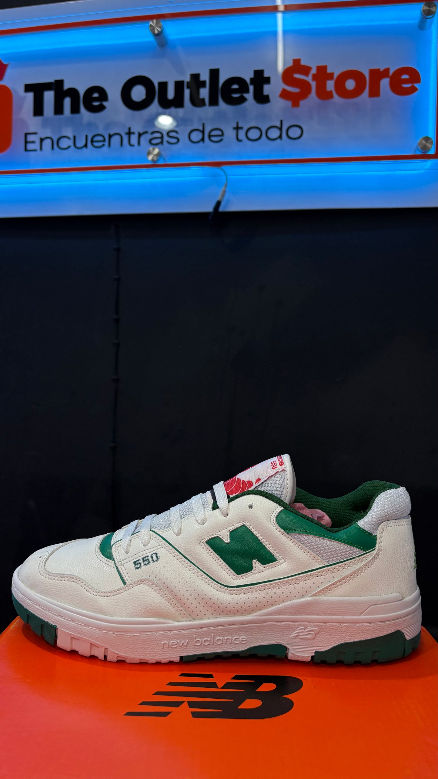 New Balance 550