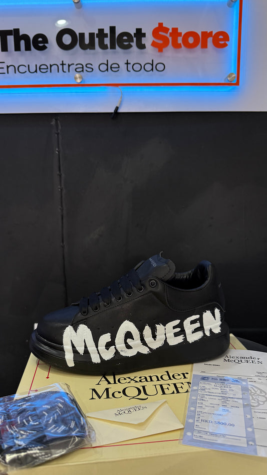 Alexander Mcqueen Negros Con Letras Blancas
