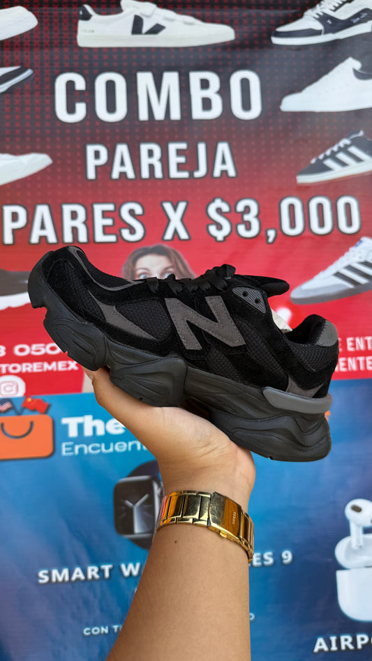 New Balance 9060 NEGROS