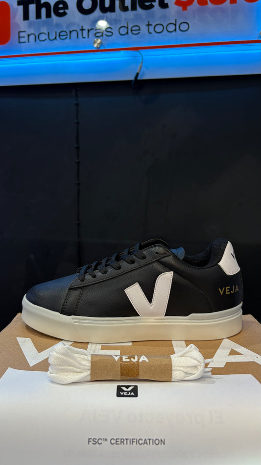 Veja Campo Leather (Blanco y negro)