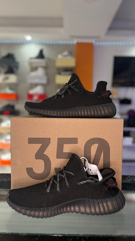 Adidas Yeezy Boost 350 (NEGROS)